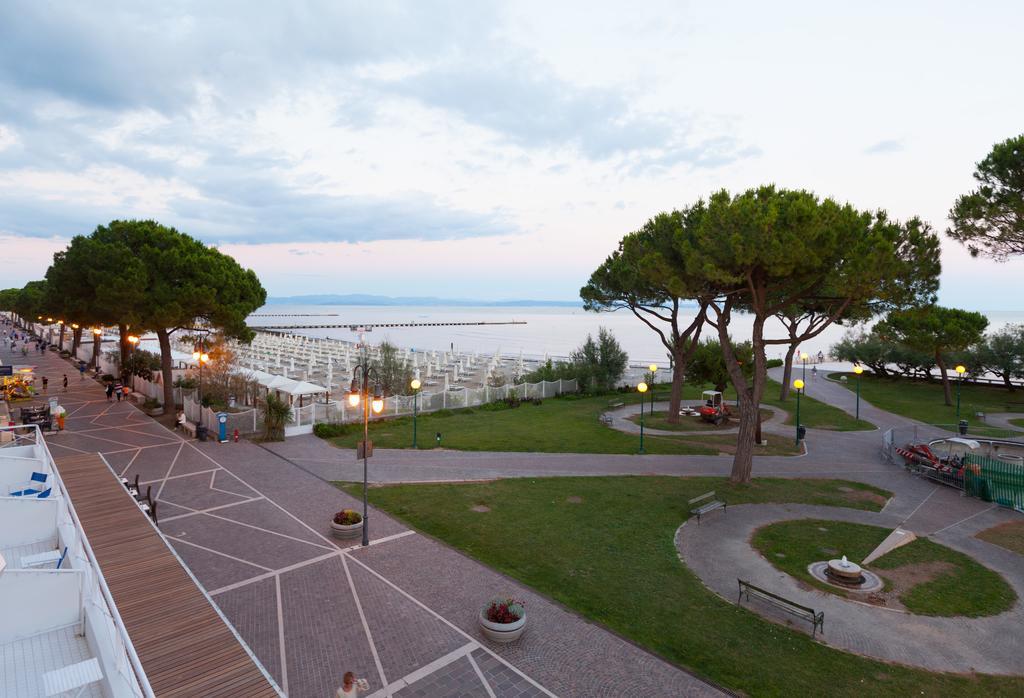 Albergo Alla Spiaggia Γκράντο Εξωτερικό φωτογραφία